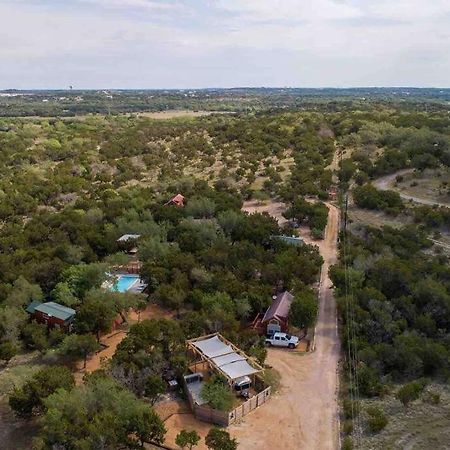 The Bobcat Cabin - The Cabins At Rim Rock Austin Kültér fotó